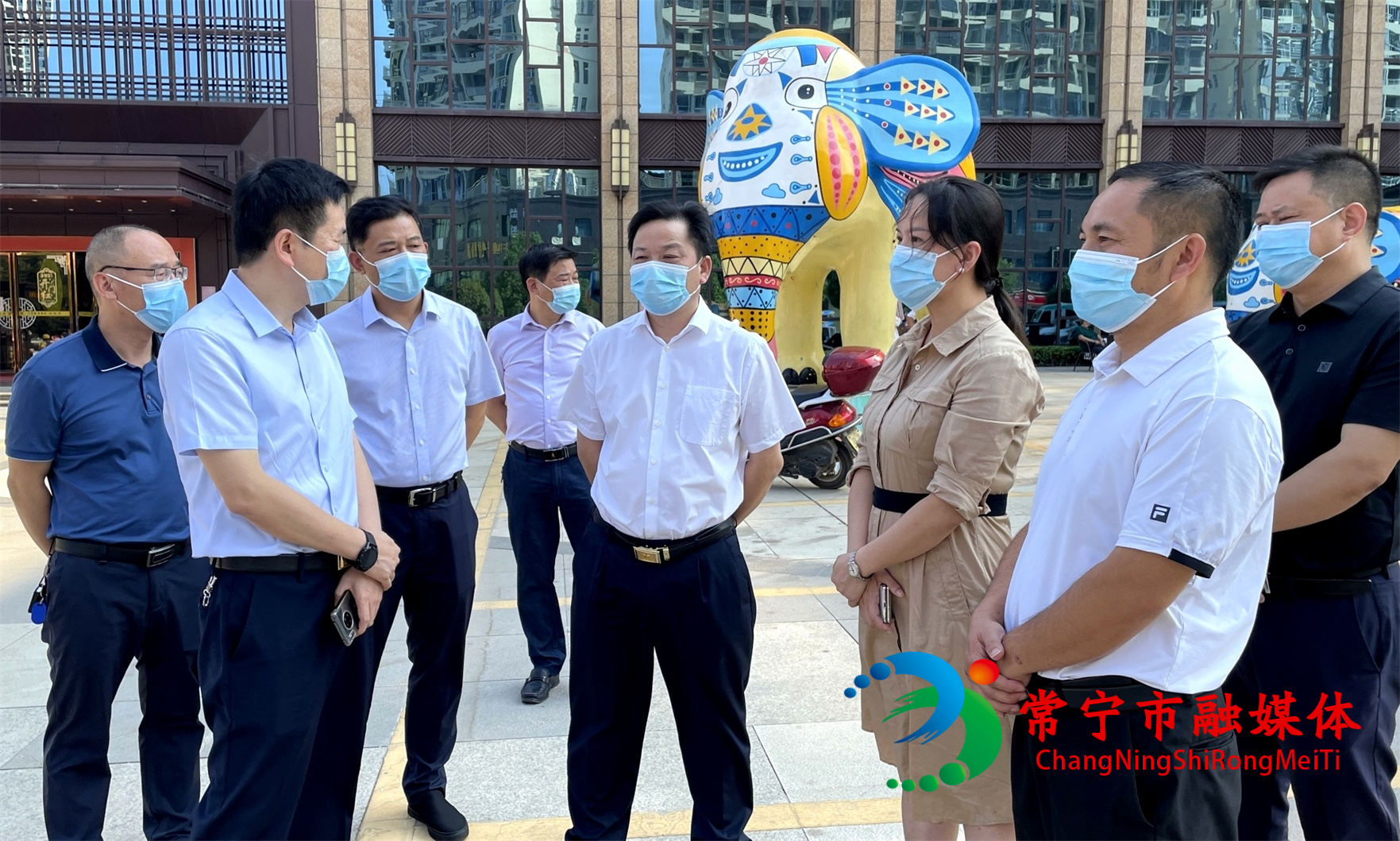 吳樂勝帶隊指導城區全員核酸檢測1.jpg