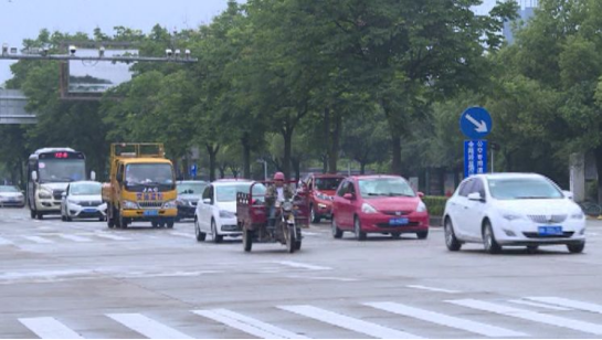 资兴市核发首张网约车运输证425.png