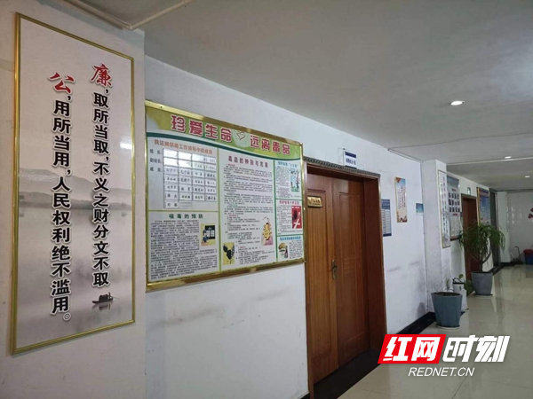 图片35.jpg