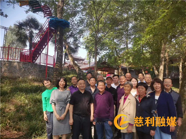 c6e0025664b1ff69424e765044b2ed0_副本.jpg
