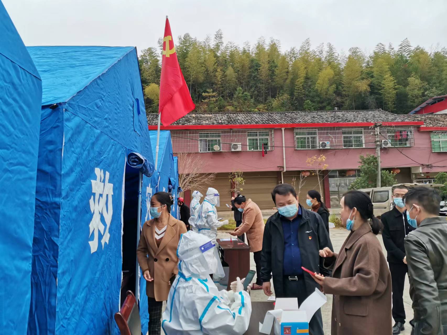 督战.jpg