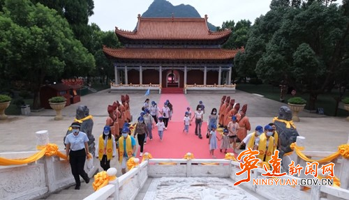 宁远：古色红色绿色 交织成幸福底色2_副本500.jpg