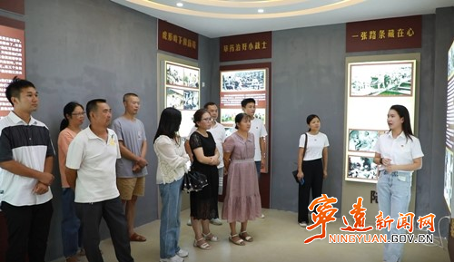宁远：古色红色绿色 交织成幸福底色4_副本500.jpg