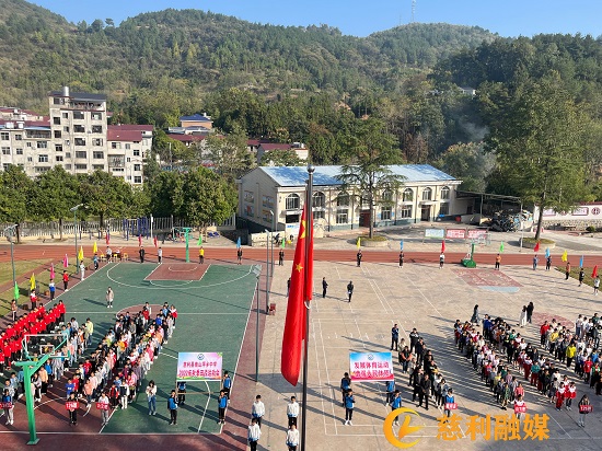 eb62f23058c31f37319592208b16777.jpg eb62f23058c31f37319592208b16777.jpg