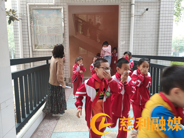 微信图片_20221021134214_副本1.jpg