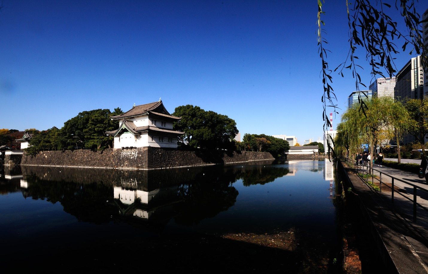 走进日本天皇居所之东京皇居__安仁新闻网