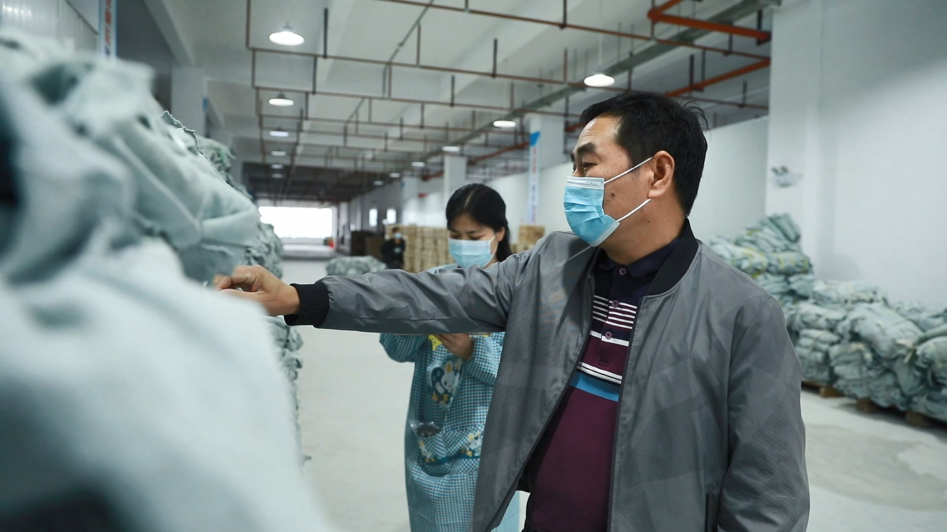 “会同制造”外贸出口数据稳步增长.mp4_20221027_164421.934.jpg