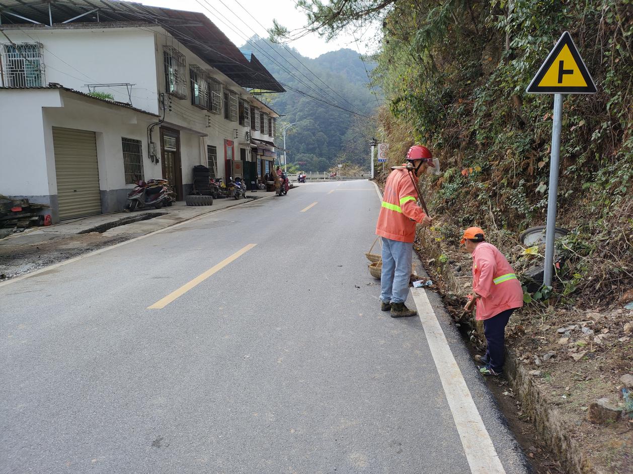 proxy (3).jpg proxy (3).jpg