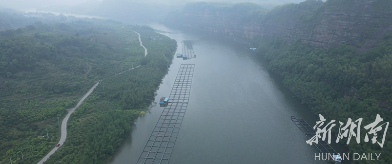 湖南省河湖管理典型案例（八）永兴县拆除便江河道非法养殖网箱案