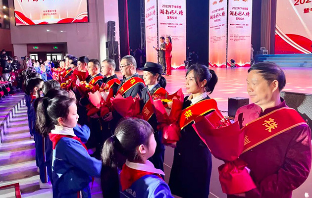 图集丨好人就在身边 一组图带您沉浸式感受那些动人瞬间