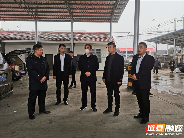 李天明：保畅通保供应保安全 让人民群众欢乐祥和过春节01_副本.jpg