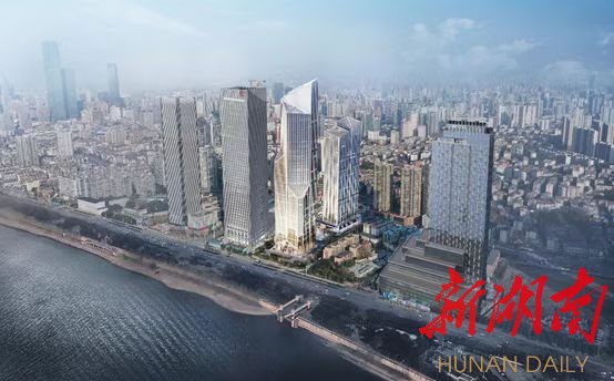 长沙湘江东岸将崛起新地标 长沙五矿广场项目西塔楼地下室封顶 冲出正负零