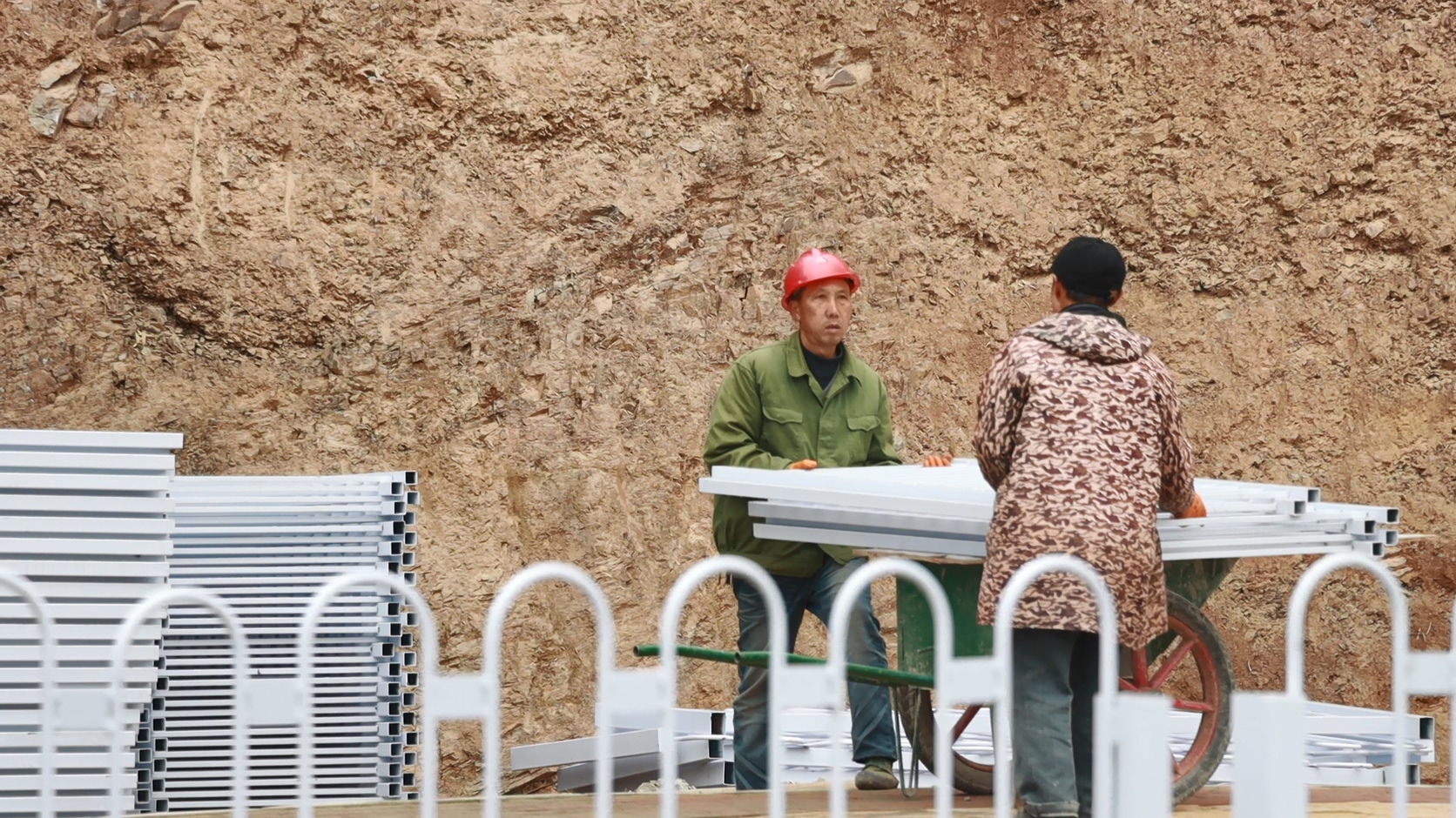 MVI_9640.MP4_20230118_130824.396.jpg MVI_9640.MP4_20230118_130824.396.jpg