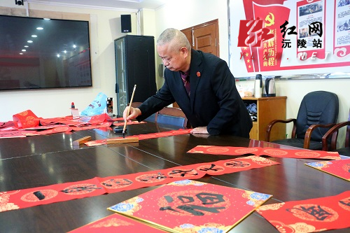 官网1.jpg