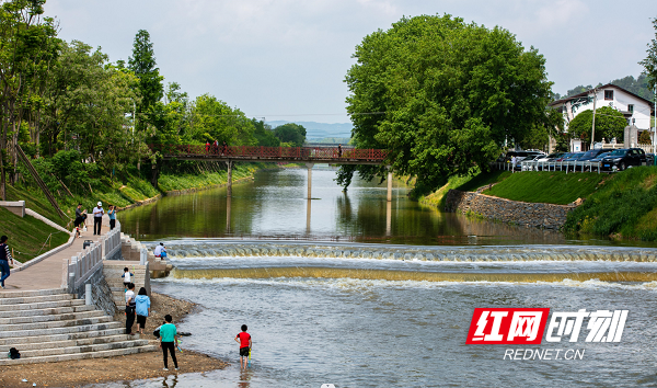 长沙县金井镇河长制工作纪实1.png 长沙县金井镇河长制工作纪实1.png