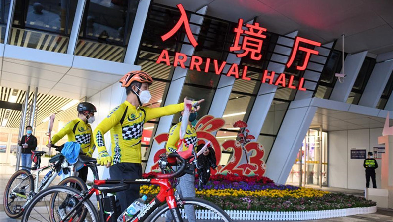深港陸路口岸全面恢復通關