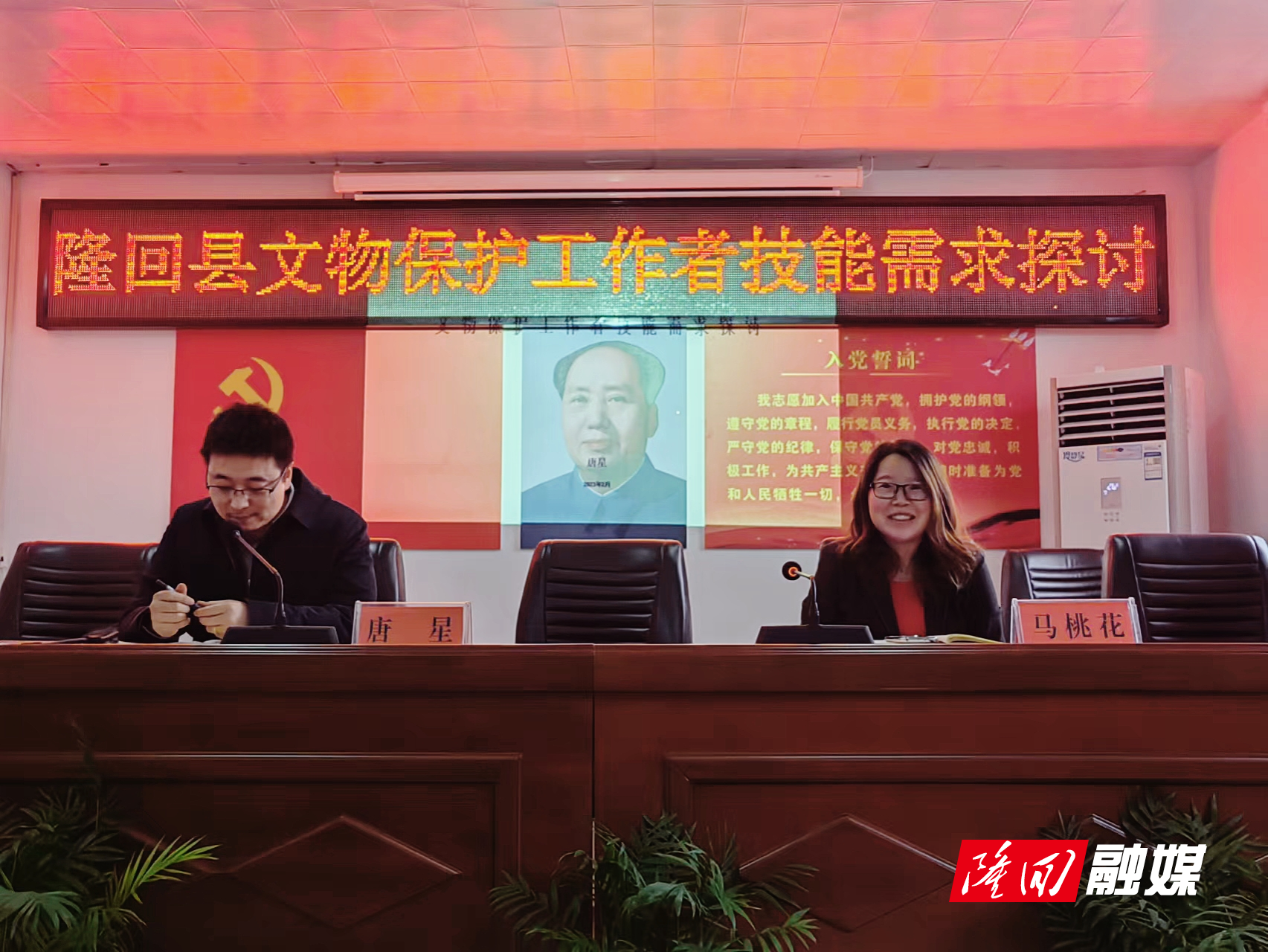 b118b48929e6f43e4d7056389dcc832.jpg b118b48929e6f43e4d7056389dcc832.jpg