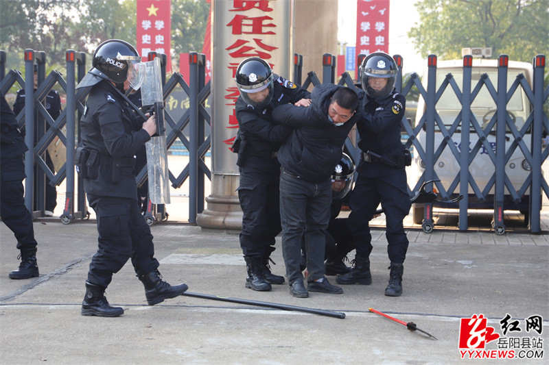 指认现场_副本.jpg