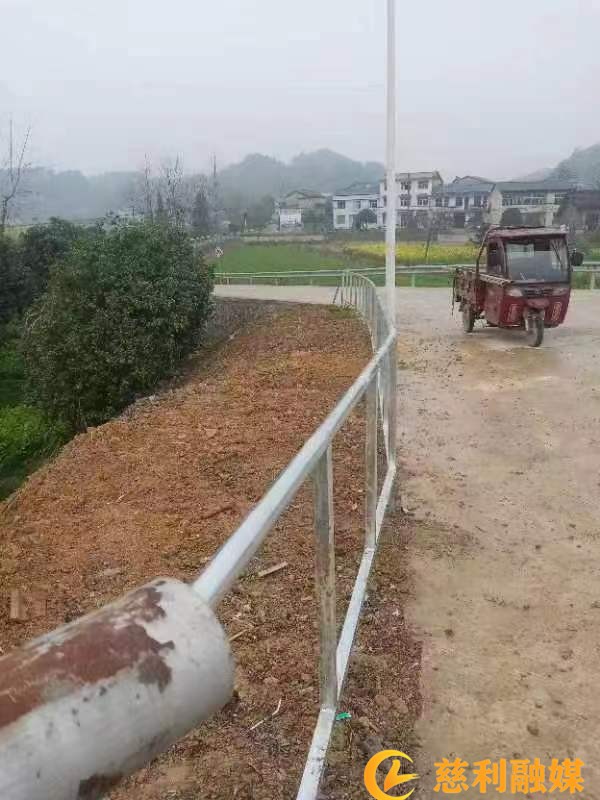 webwxgetmsgimg.jpg