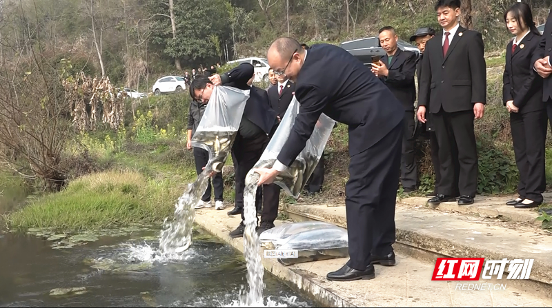 检察院增殖放流2_副本.jpg