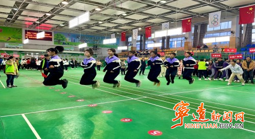寧遠稅務：創先爭優巾幗強  “三八”佳節爭先進1_副本500.jpg
