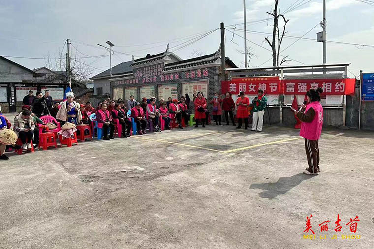 群众问廉 助力“清廉吉首”建设1.jpg