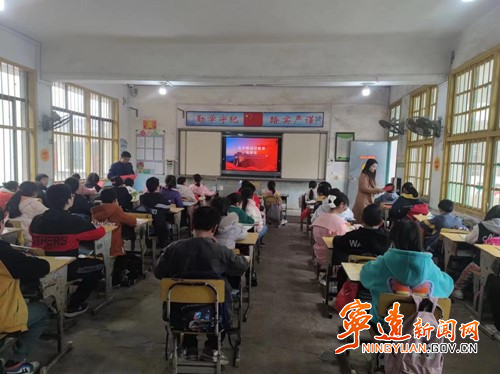 宁远：把诚信教育“搬进”课堂  在孩子心田“播撒”诚信种子_副本500.jpg