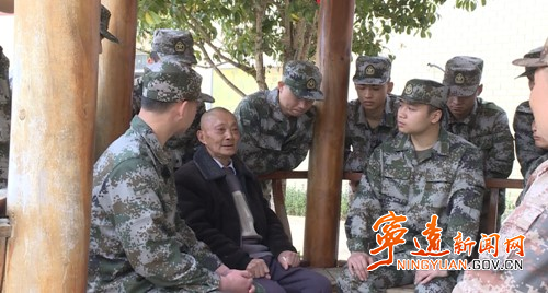 宁远：弘扬雷锋精神 把爱心送进敬老院2_副本500.jpg