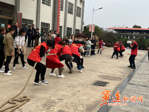 宁远：凝聚“她”力量  巾帼显担当2_副本500.jpg