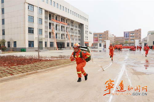 宁远县多部门联合开展森林防火以水灭火装备技能考核2_副本500.jpg