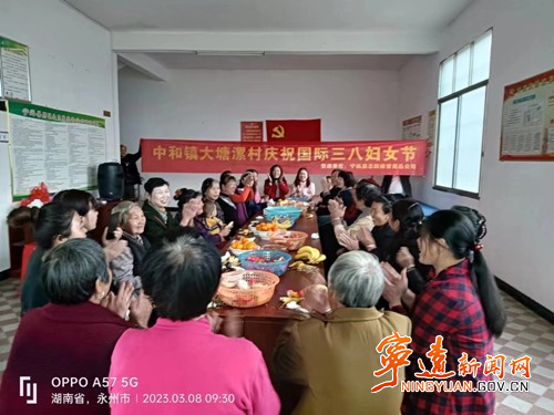 宁远：奋勇拔河展风采  知识普法讲权益2_副本500.jpg