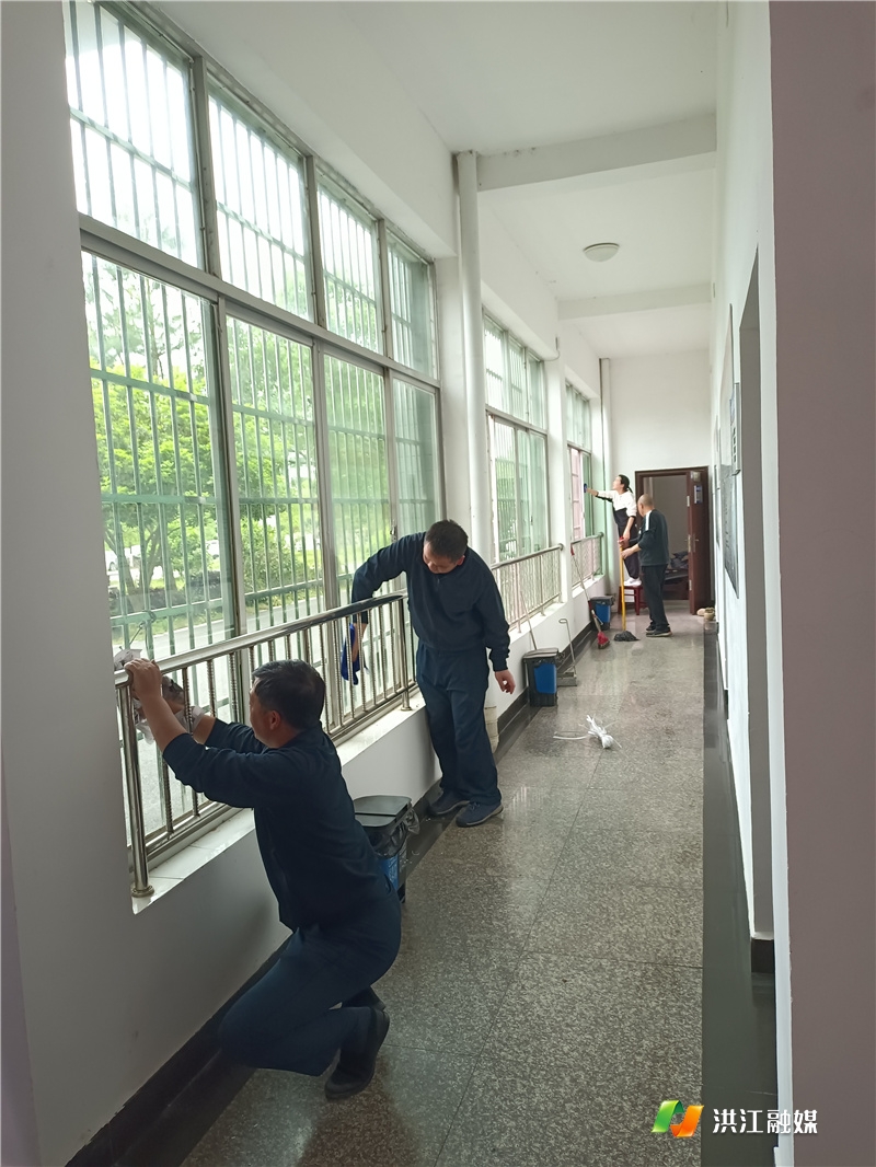 下载.jpg 下载.jpg