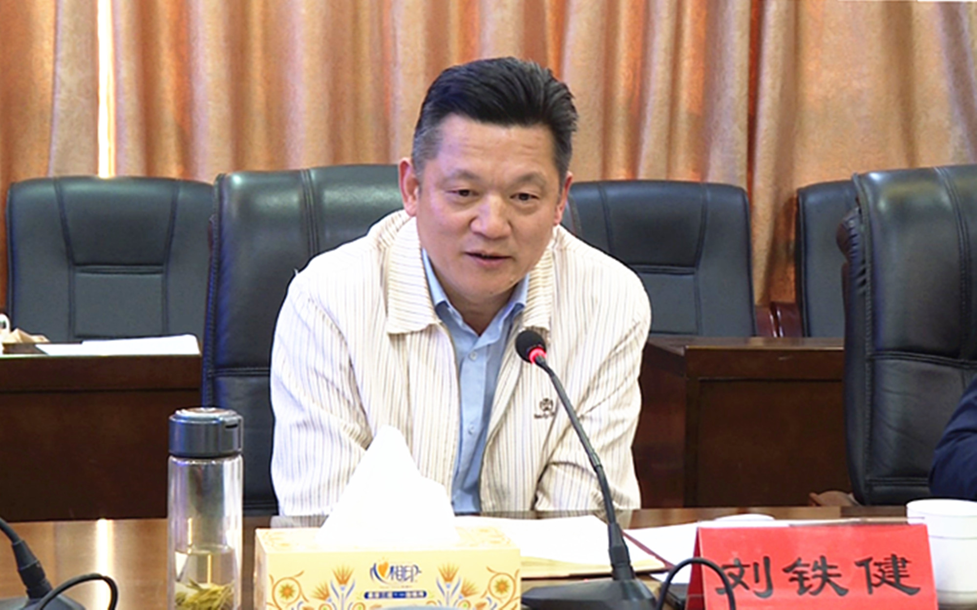 3.15岳阳政协王文华005_副本.jpg