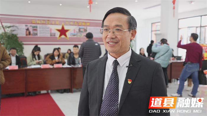 政协报道01_副本.jpg