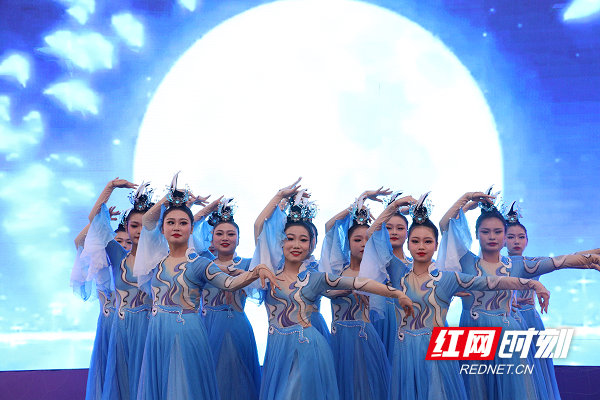 湖南水电职院开展“世界水周 中国水日”宣传启动仪式3.png