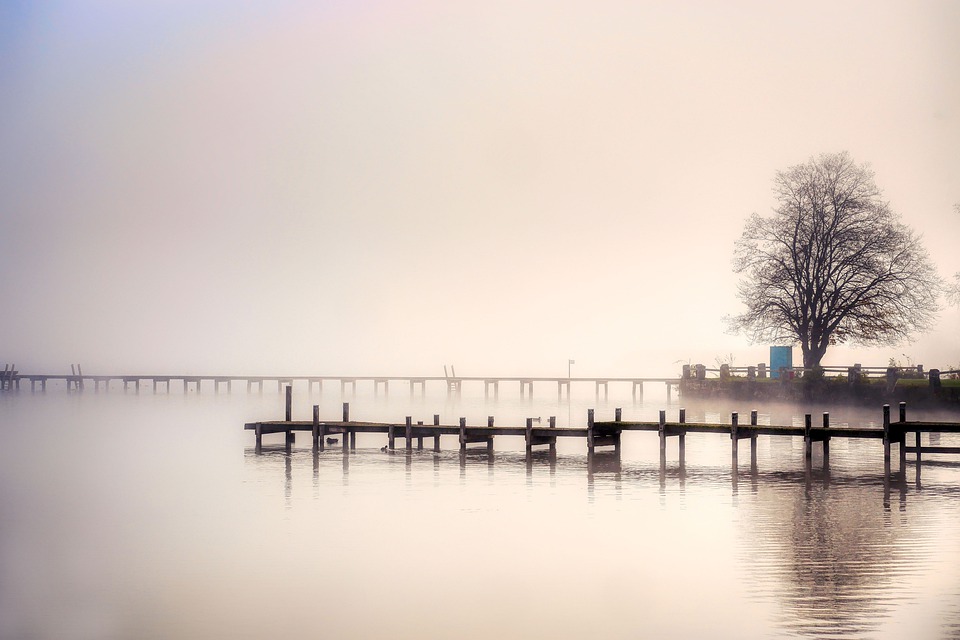 lake-7594638_960_720.jpg