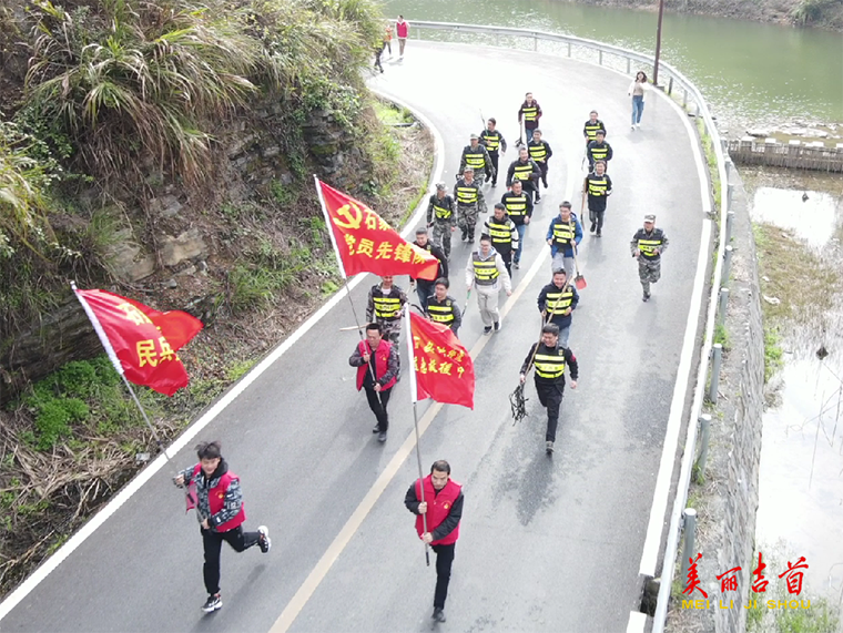 汛期备战 “火”速行动 石家冲街道综合应急演练成效足4.png