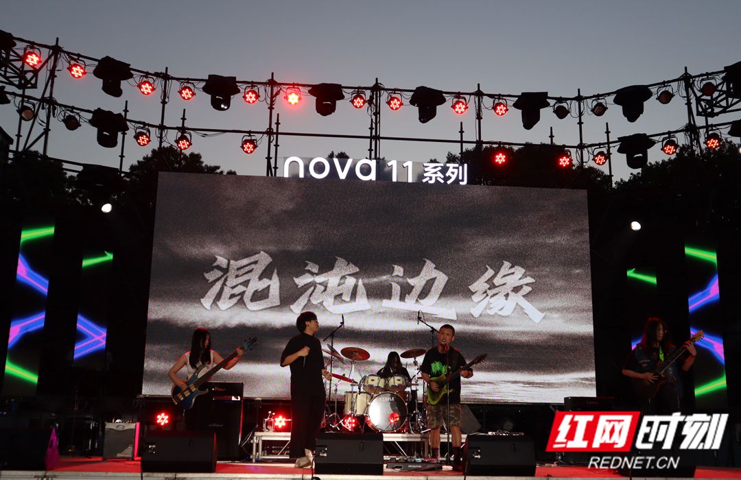 音乐节3.jpg