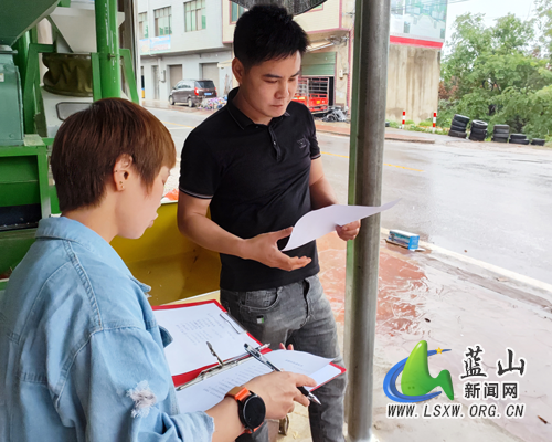 土市镇：文明与生态齐飞 环境共发展一色.png