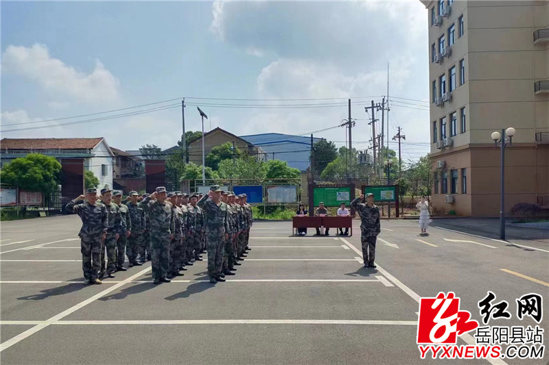 黄沙街镇基干民兵应急排点验大会.jpg