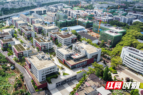 2.图为麓山科创园项目全景图_副本.jpg