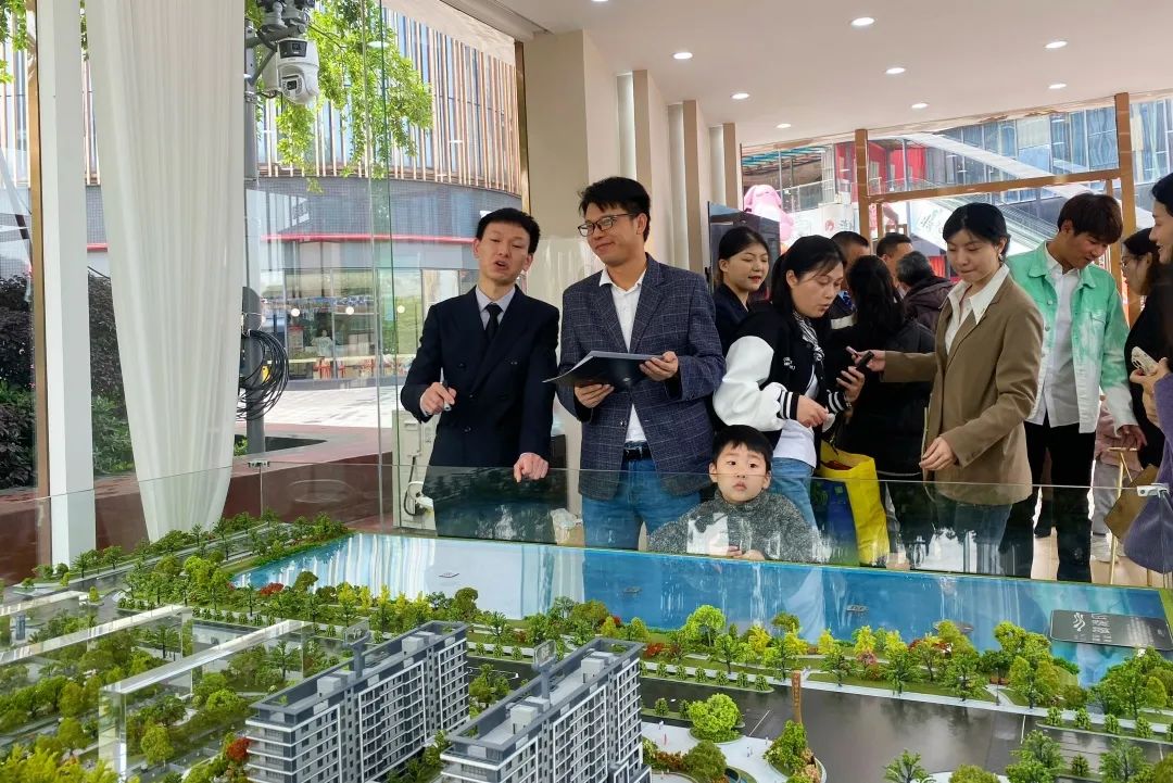 湖南建投地产集团:国企匠心深耕,向江徕、御湖印双盘启幕礼献长沙_集团要闻_湖南建设投资集团有限责任公司