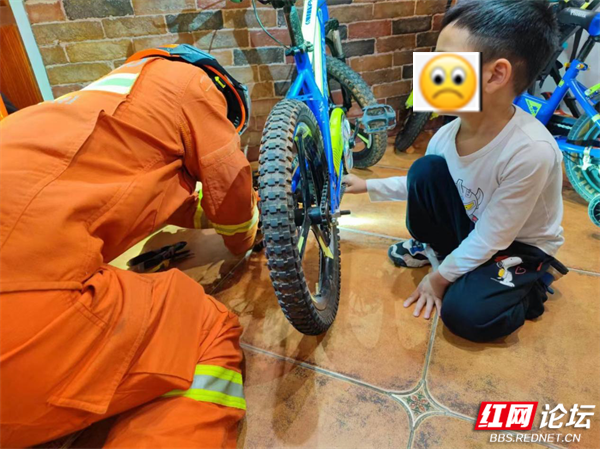 图片1_副本1.png 图片1_副本1.png