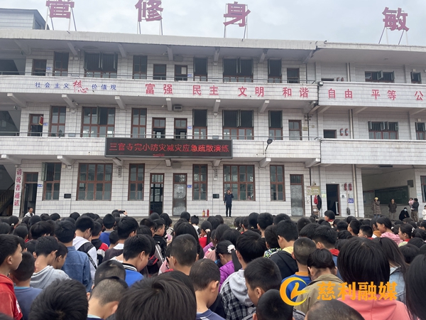cad4acea-1e57-44f2-931a-6a0cb1aa9d70.jpg