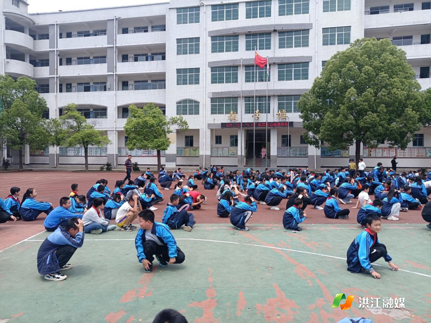 下载.png
