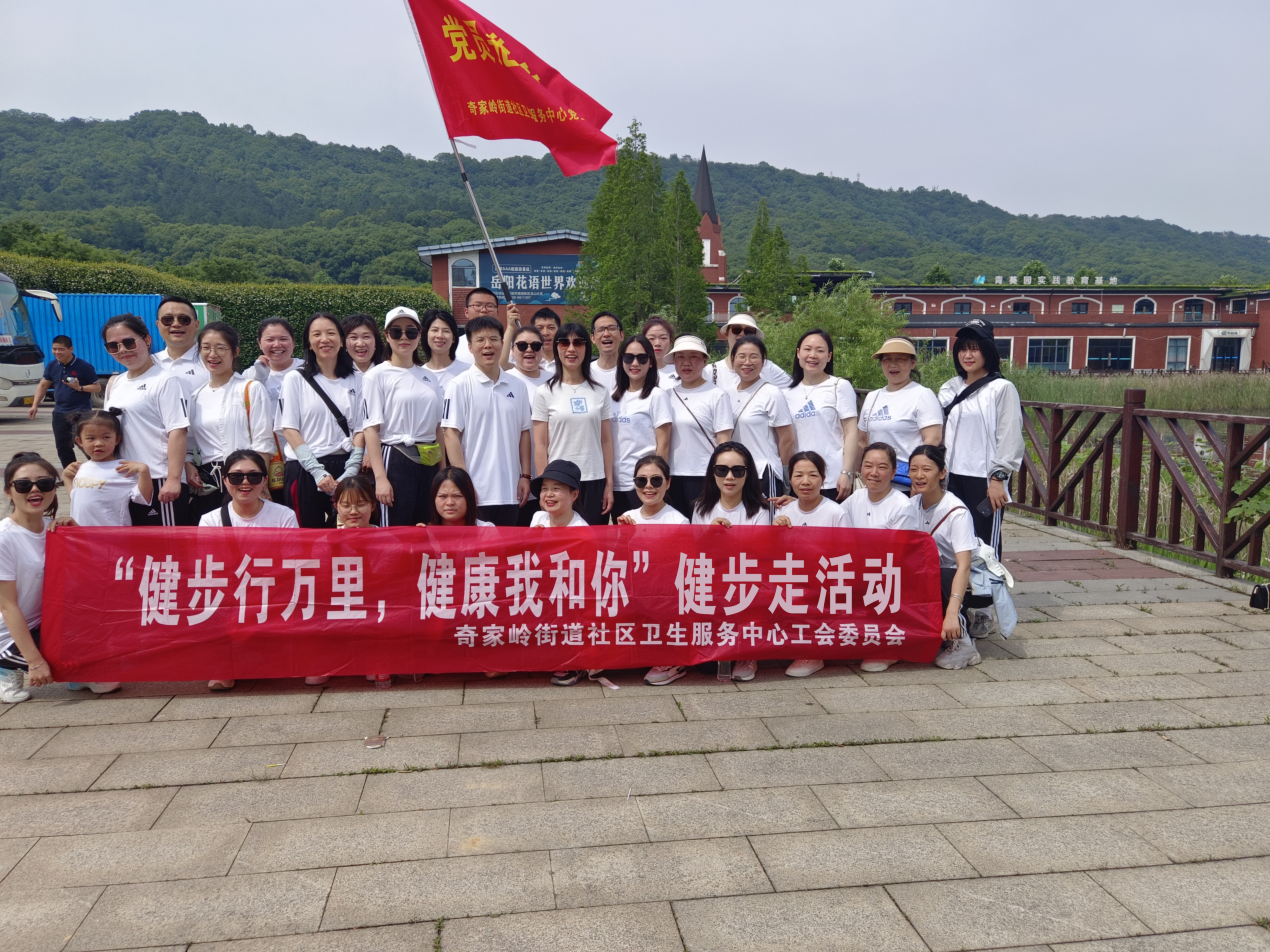 51f11e593a555ccbca4f2ab10353b5c.jpg