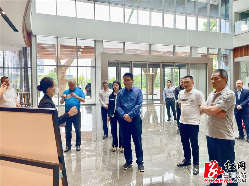 参观考察圣奥集团_副本.jpg