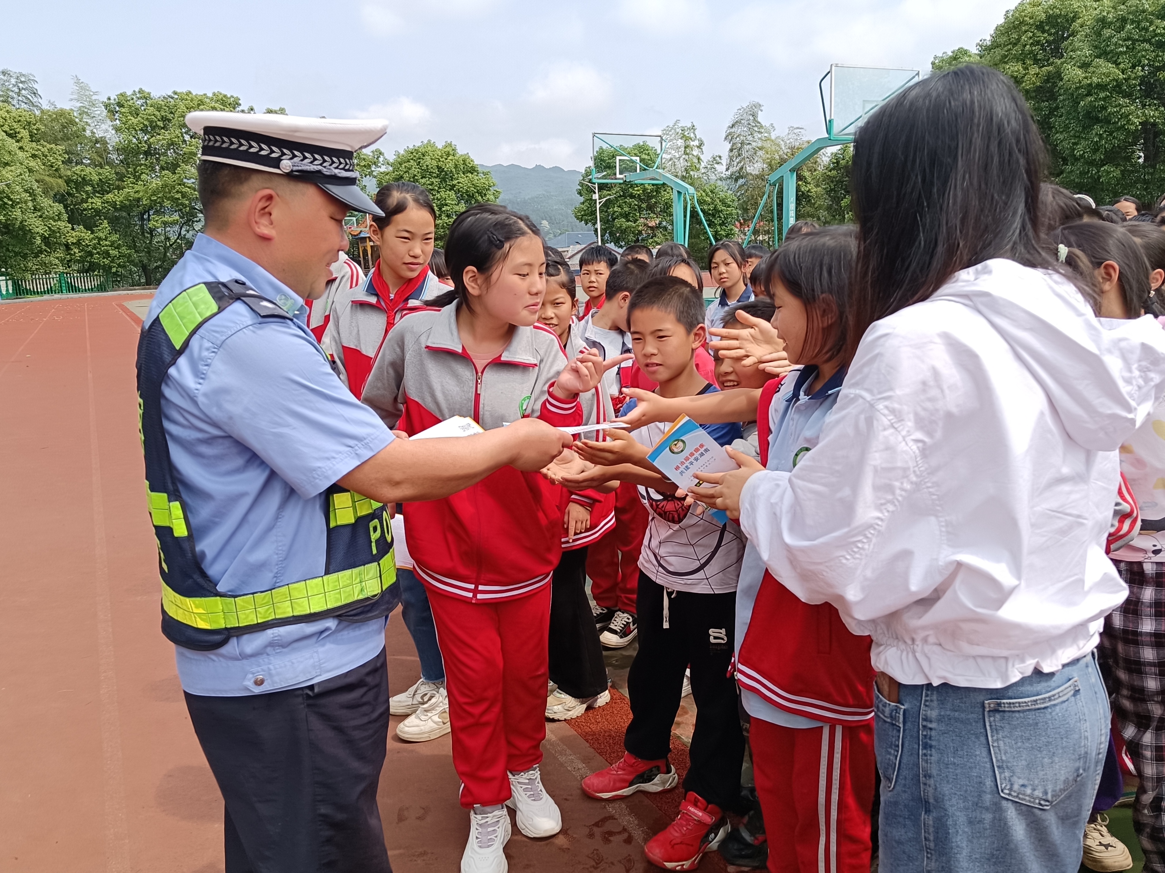 微信图片_20230517175107.jpg