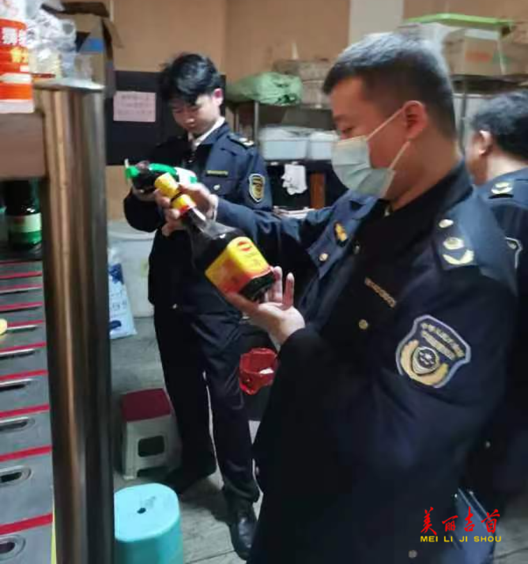 吉首市市场监督管理局开展“随机查餐厅” 专项行动2.png