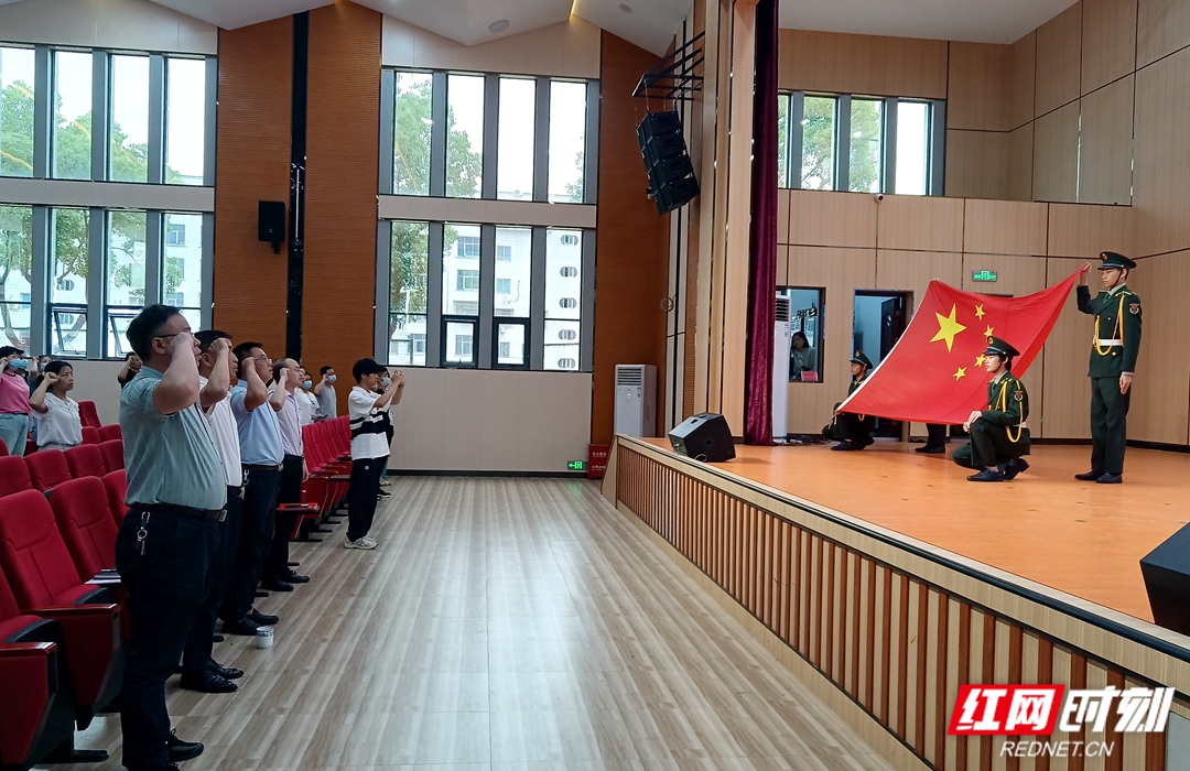 图片2.jpg 图片2.jpg